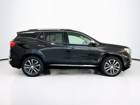 Used 2018 GMC Terrain Denali w/ Advanced Safety Package AWD/4WD image 10