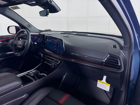 New 2026 Chevrolet Traverse RS image 32