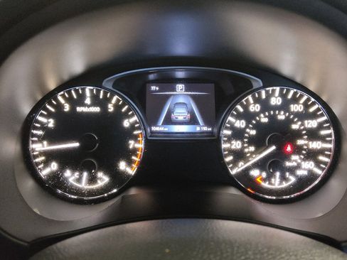 Used 2018 Nissan Altima 2.5 SR w/ SR Midnight Edition FWD image 23