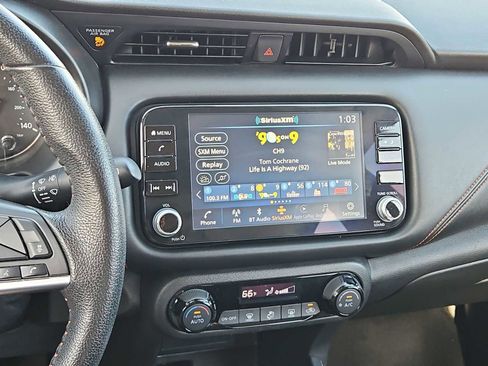 Used 2021 Nissan Kicks SR w/ Interior Electronics Package image 27