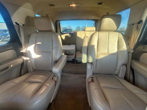 Used 2014 Chevrolet Tahoe LT w/ Luxury Package image 23