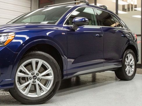 Used 2021 Audi Q3 2.0T Premium w/ Convenience Package image 14