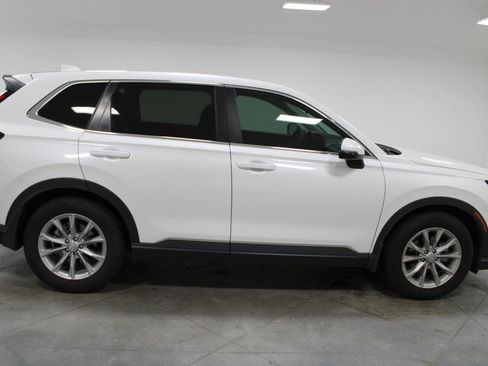 Used 2024 Honda CR-V EX image 11