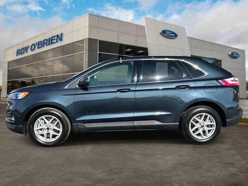 Certified 2024 Ford Edge SEL w/ Convenience Package image 2