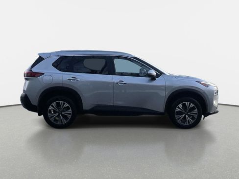Certified 2022 Nissan Rogue SV w/ SV Premium Package image 4