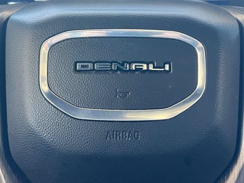 Used 2024 GMC Yukon Denali Ultimate AWD/4WD image 10