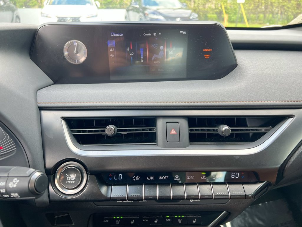 Used 2019 Lexus UX 200 w/ Premium Package FWD image 17