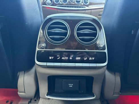 Used 2015 Mercedes-Benz S 550 Sedan image 21