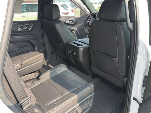 Used 2022 Chevrolet Tahoe RST w/ Luxury Package RWD image 19