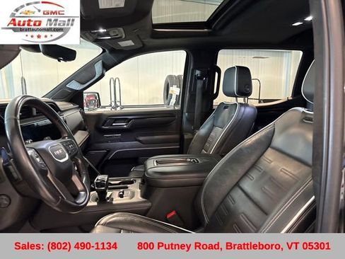Used 2022 GMC Sierra 1500 AT4X image 9