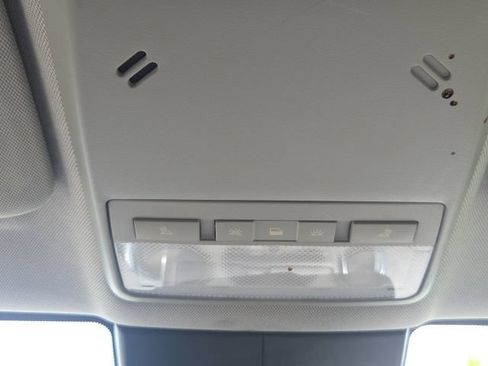 Used 2016 Chevrolet Trax LTZ FWD image 24
