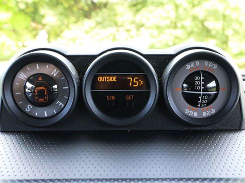 Used 2007 Toyota FJ Cruiser 4WD w/ Upgrade Pkg 1 image 9