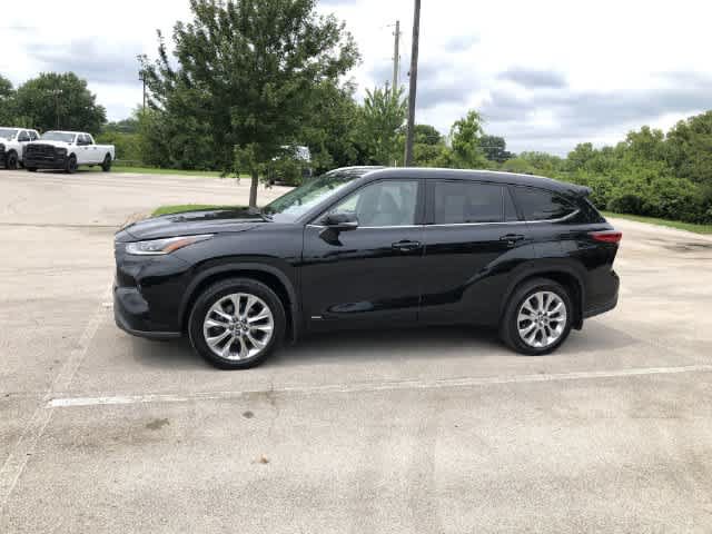 Used 2023 Toyota Highlander Limited AWD/4WD image 3