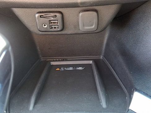Used 2023 Chevrolet Traverse RS w/ LPO, Floor Liner Package AWD/4WD image 25