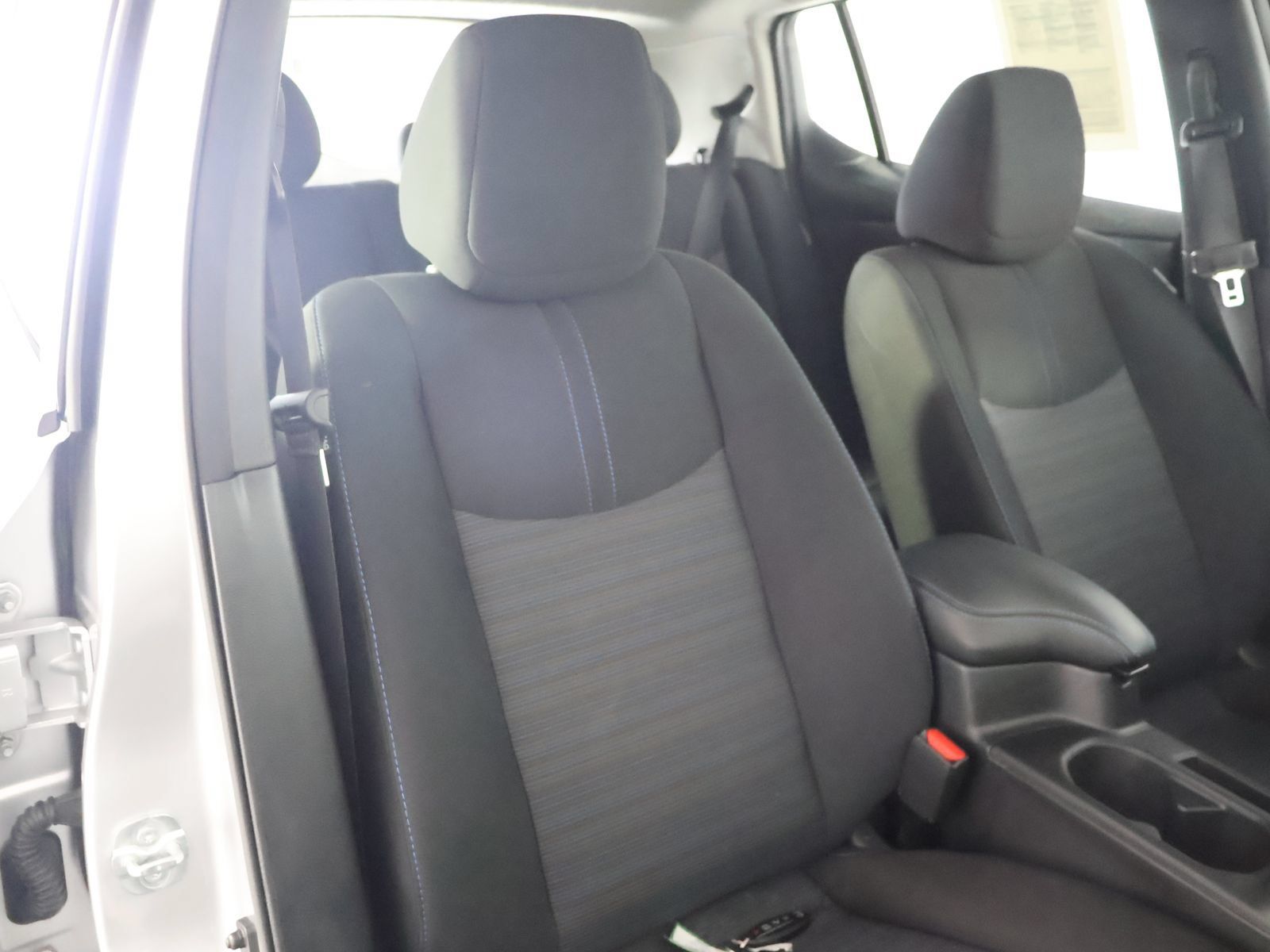 Used 2025 Nissan Leaf S FWD image 46