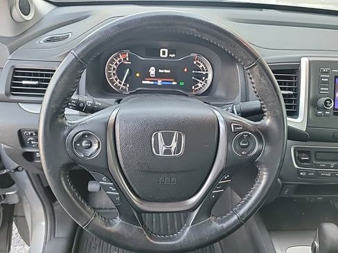 Used 2017 Honda Ridgeline RTL image 8