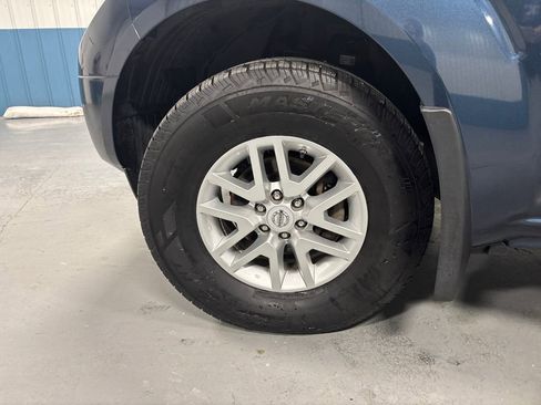 Used 2019 Nissan Frontier SV image 44