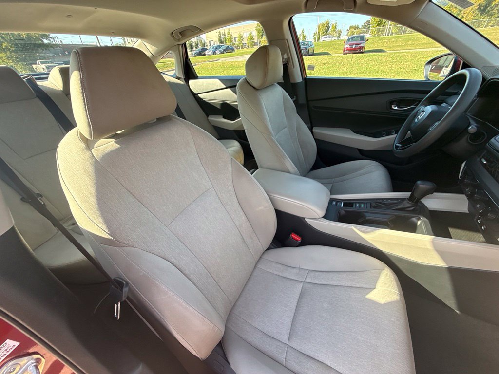 Used 2023 Honda Accord EX image 41