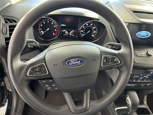 Used 2018 Ford Escape SE w/ SE Sync 3 Package AWD/4WD image 10