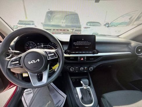 Used 2024 Kia Forte LXS FWD image 8