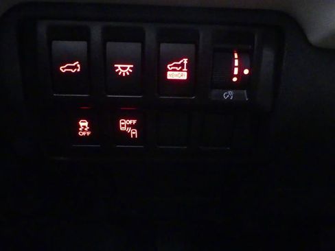 Used 2021 Subaru Ascent Limited w/ Technology Package AWD/4WD image 20