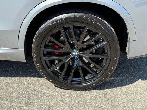 Used 2026 BMW X5 sDrive40i w/ M Sport Package RWD image 9