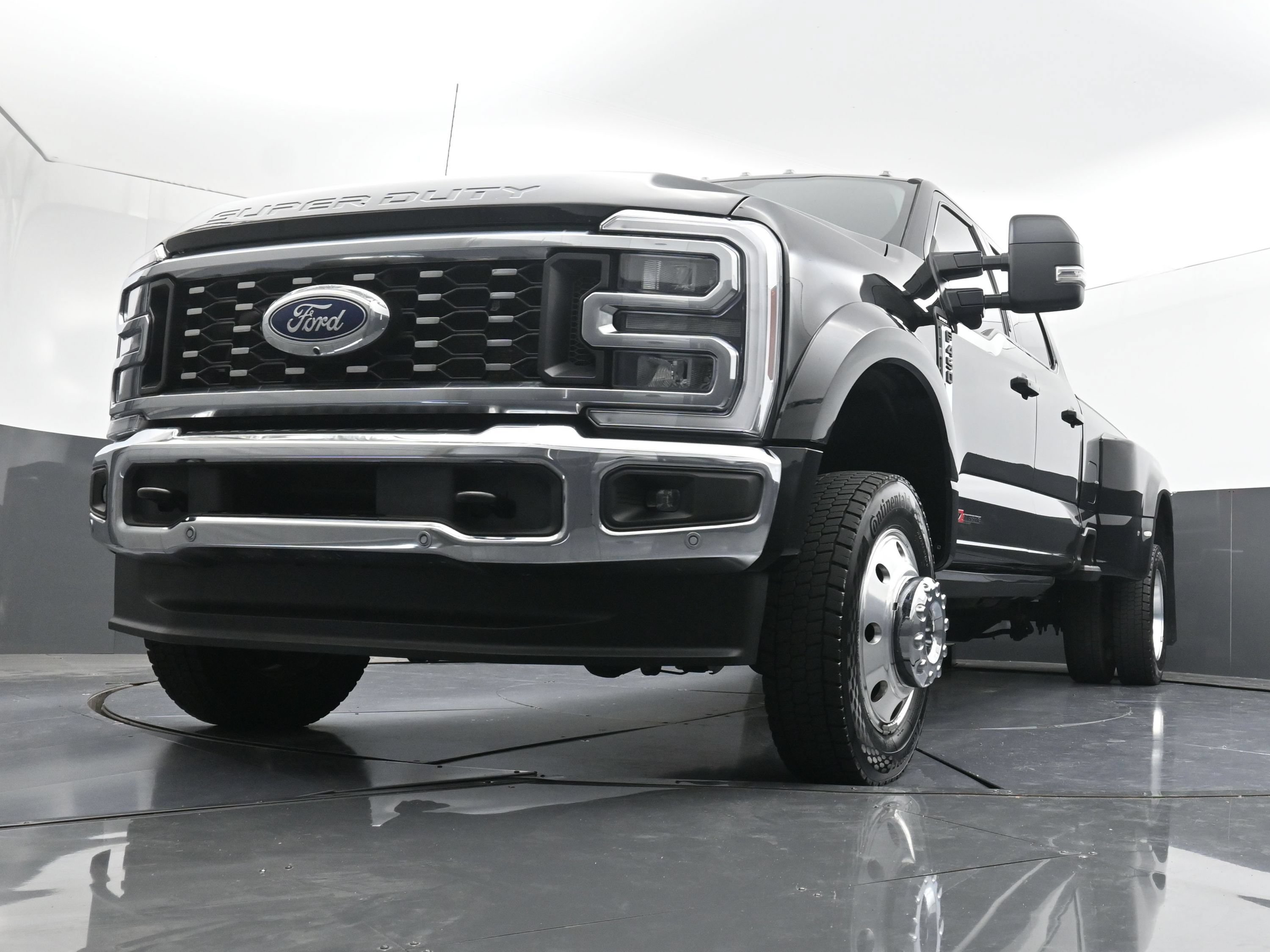 Used 2024 Ford F450 Lariat w/ Lariat Ultimate Package AWD/4WD image 26