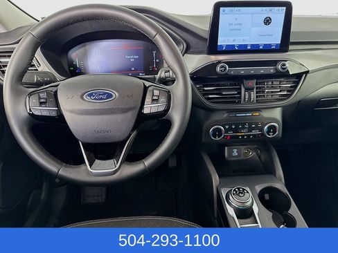 Used 2023 Ford Escape Active AWD/4WD image 23
