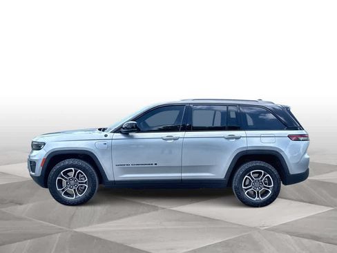 Used 2022 Jeep Grand Cherokee Trailhawk w/ Luxury Tech Group III AWD/4WD image 5