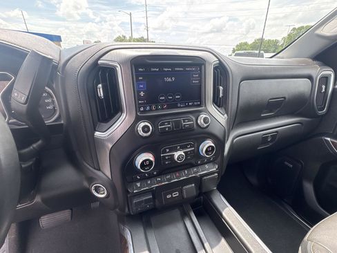 Used 2023 GMC Sierra 3500 Denali w/ Denali Ultimate Package AWD/4WD image 23