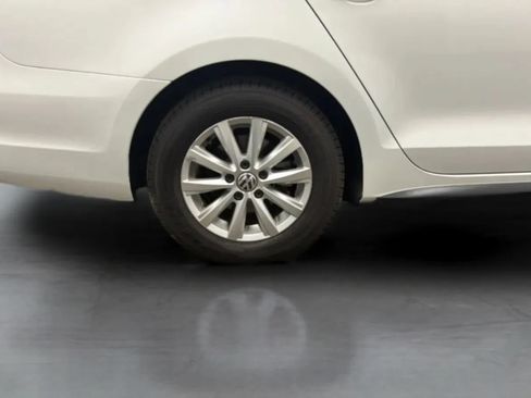Used 2013 Volkswagen Jetta SEL FWD image 26