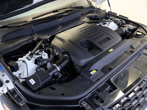 Used 2020 Land Rover Range Rover Sport HST image 38