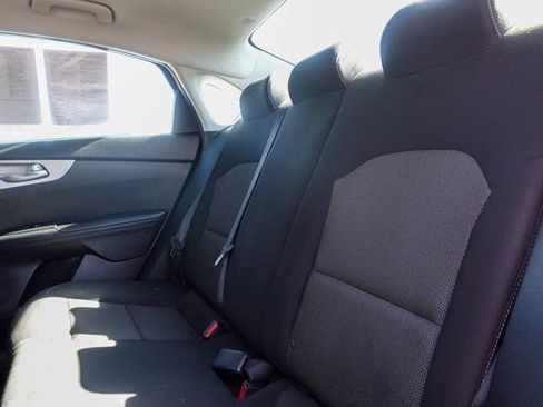 Used 2023 Kia Forte LXS w/ LXS Technology Package image 25