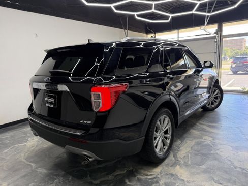 Used 2021 Ford Explorer Limited AWD/4WD image 5