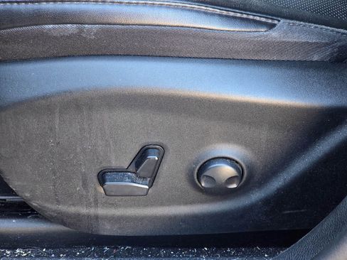 Used 2023 Jeep Cherokee Altitude Lux image 11