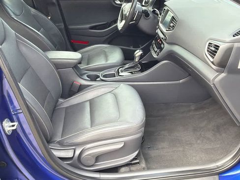Used 2019 Hyundai Ioniq Limited image 12