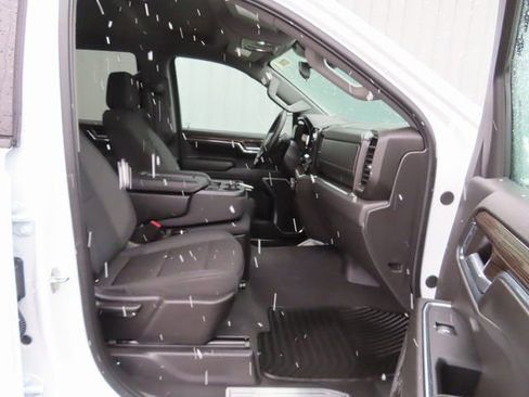 Used 2024 Chevrolet Silverado 1500 LT AWD/4WD image 26
