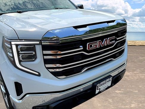 Used 2024 GMC Sierra 1500 SLT w/ SLT Premium Plus Package AWD/4WD image 36