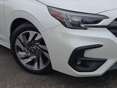 Used 2023 Subaru Legacy Limited image 3