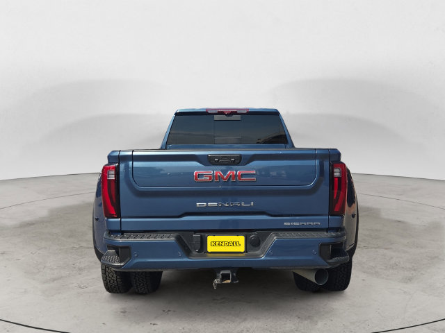 Used 2024 GMC Sierra 3500 Denali w/ Denali Reserve Package AWD/4WD image 6