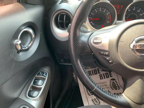 Used 2012 Nissan Juke SV FWD image 16