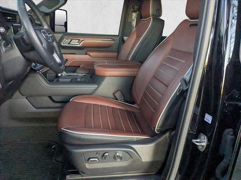 Used 2024 GMC Sierra 2500 Denali Ultimate image 14