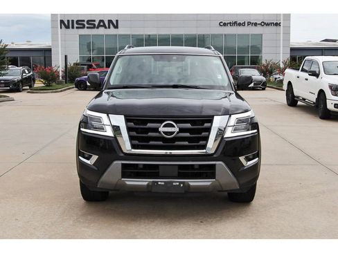 Used 2023 Nissan Armada SL RWD image 2
