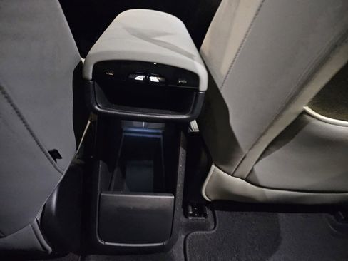 Used 2025 Volvo EX30 Ultra image 17