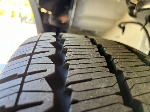 New 2025 Ford Transit 150 Low Roof image 21