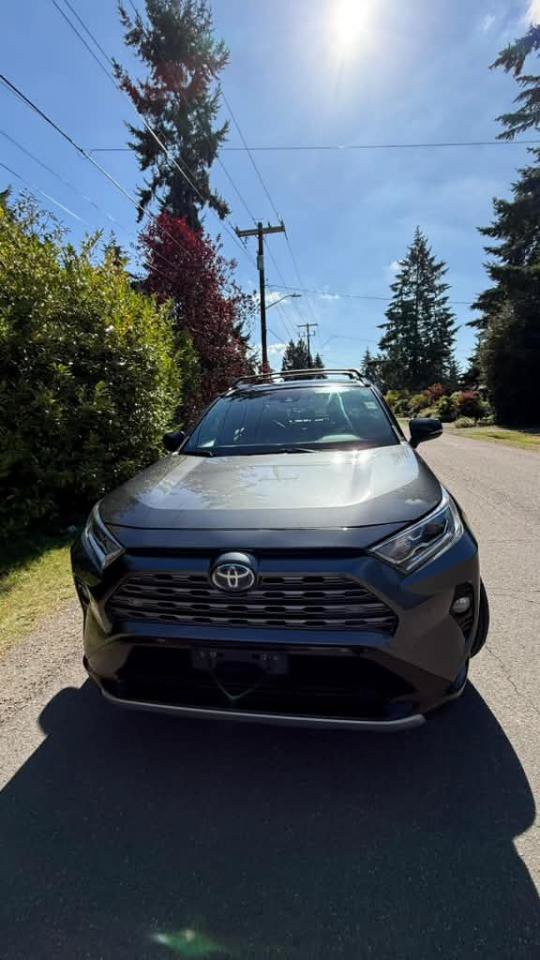 Used 2021 Toyota RAV4 XSE AWD/4WD image 12