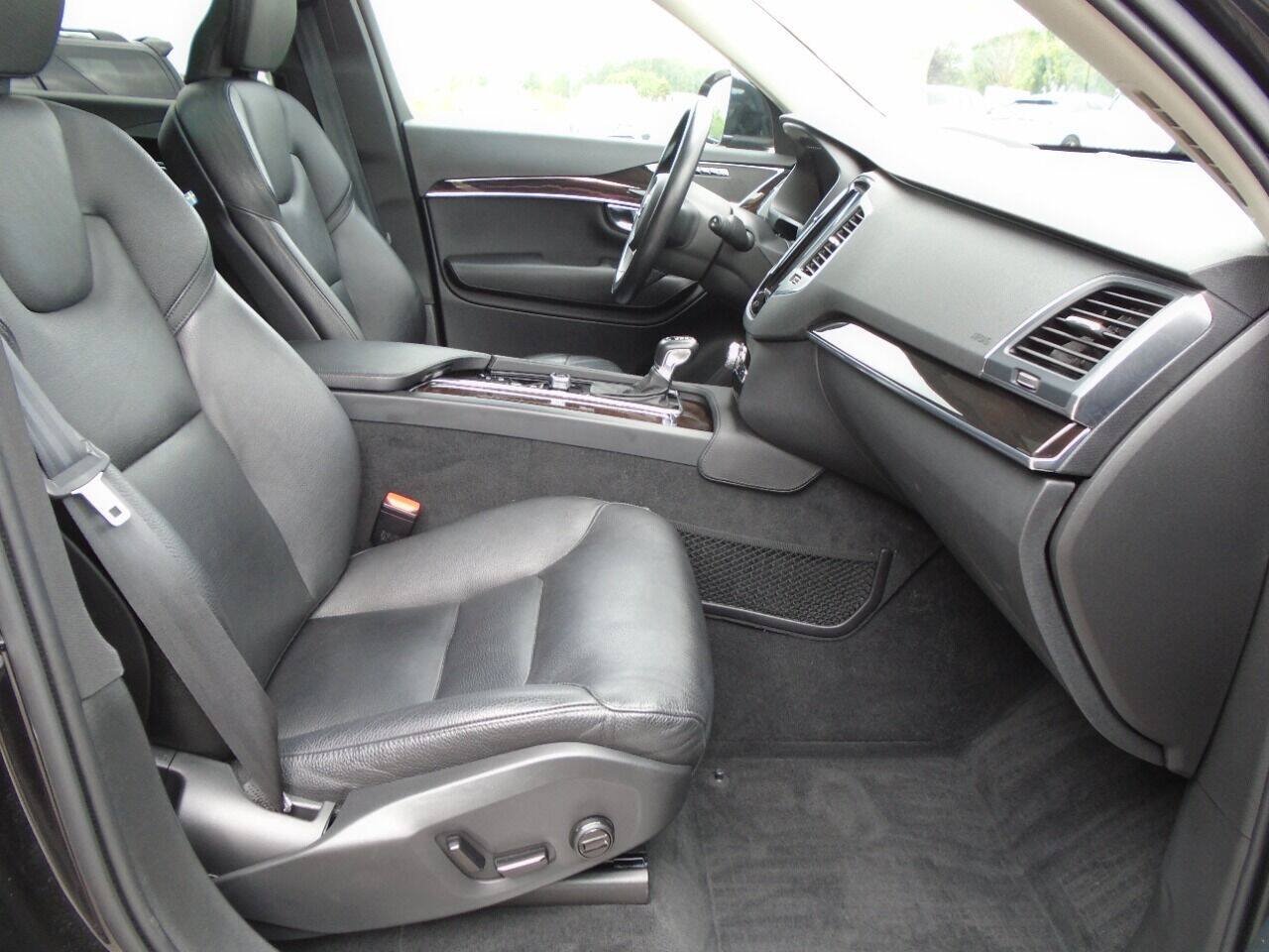 Used 2019 Volvo XC90 T6 Momentum w/ Advanced Package AWD/4WD image 20