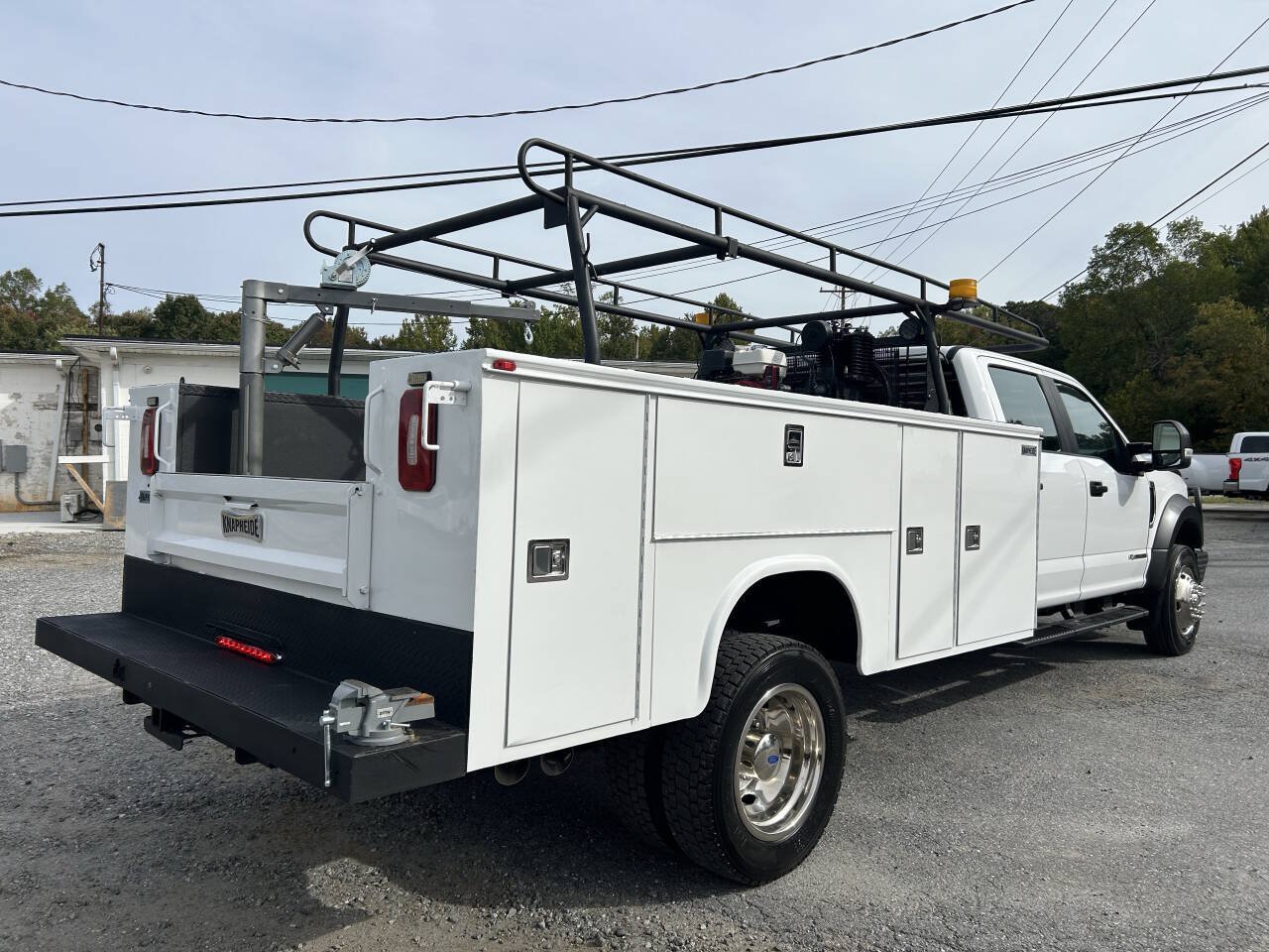 Used 2018 Ford F450 XL w/ Power Equipment Group AWD/4WD image 32