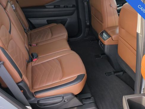 Used 2022 Nissan Pathfinder Platinum w/ Cargo Package image 22