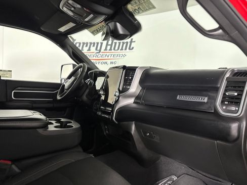 Used 2026 RAM 2500 Big Horn AWD/4WD image 31